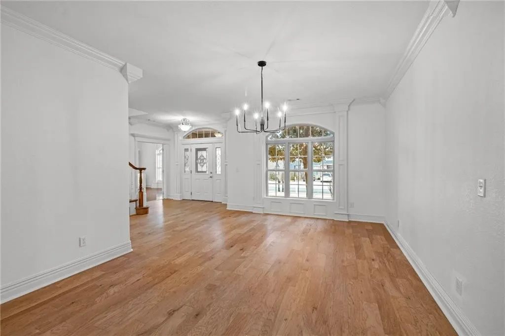 front living room house listing refresh